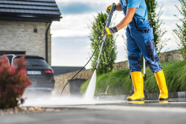 Best Sidewalk and Walkway Cleaning  in North Edwards, CA